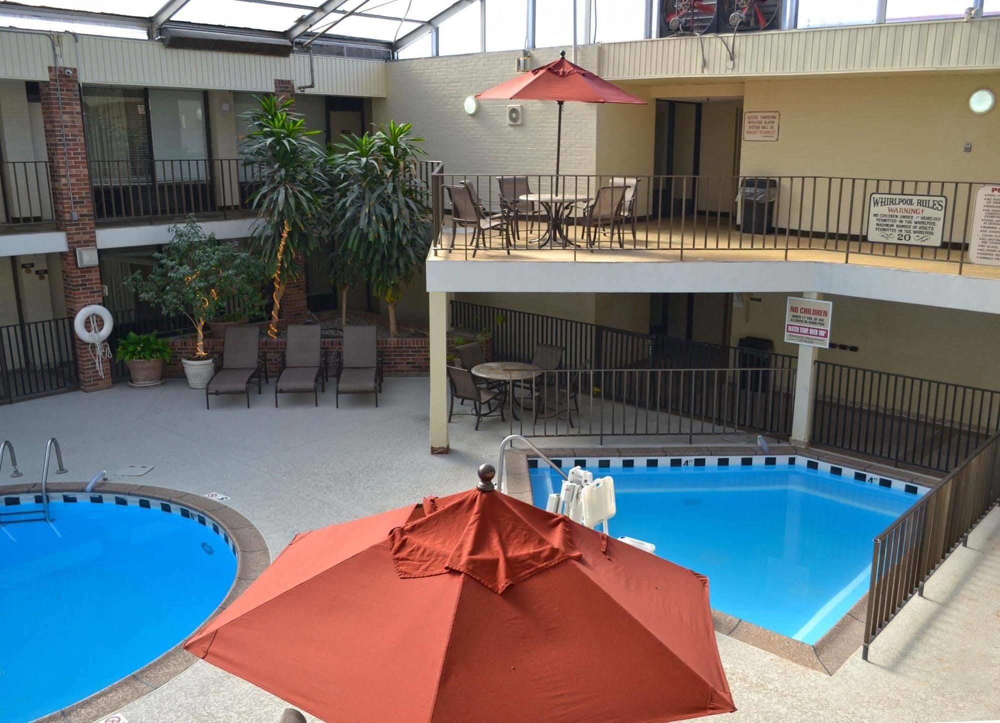 Jameson Inn & Suites Боулінг-Грін Екстер'єр фото