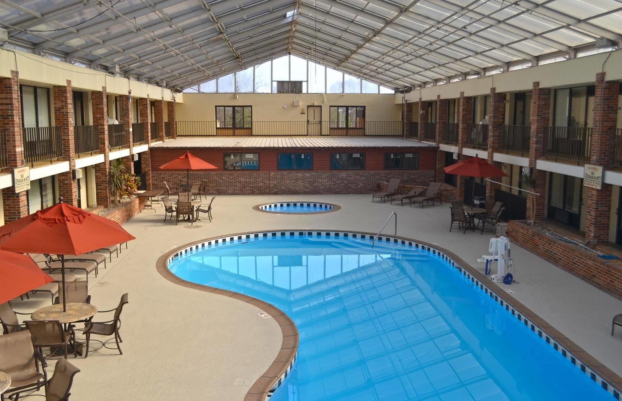 Jameson Inn & Suites Боулінг-Грін Екстер'єр фото